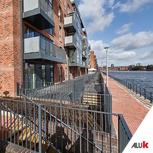 Building in front of the river 