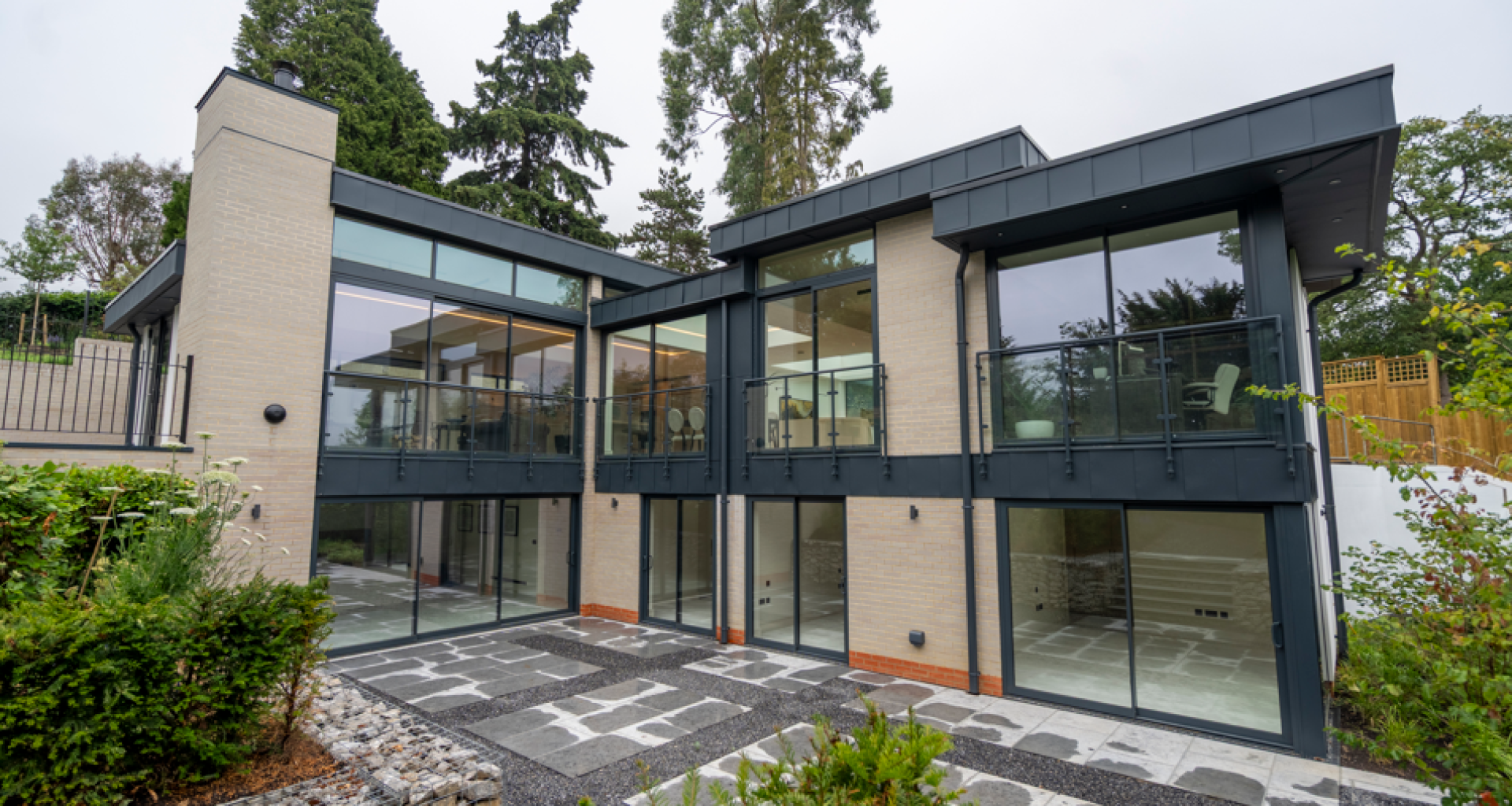 Luxury Newbuild